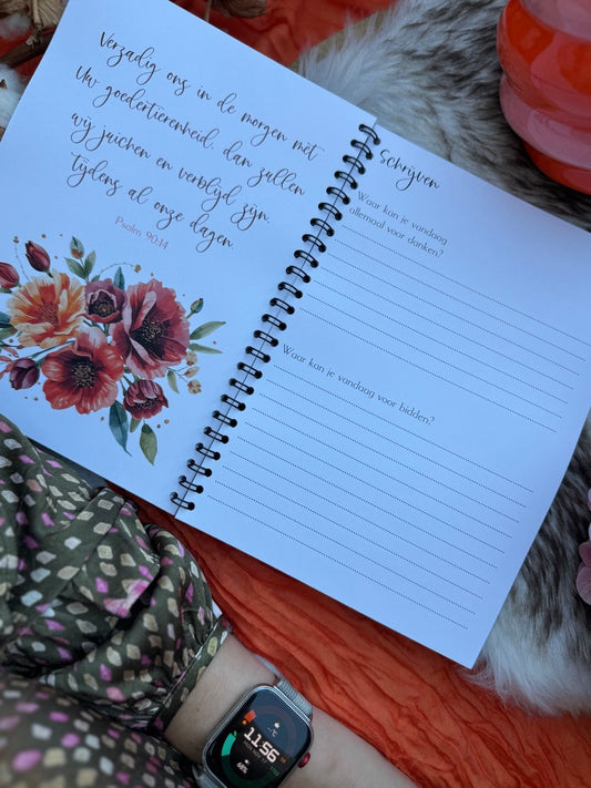 Stille Tijd boekje A5 | Bijbelstudie met bemoediging en bloemenillustraties
