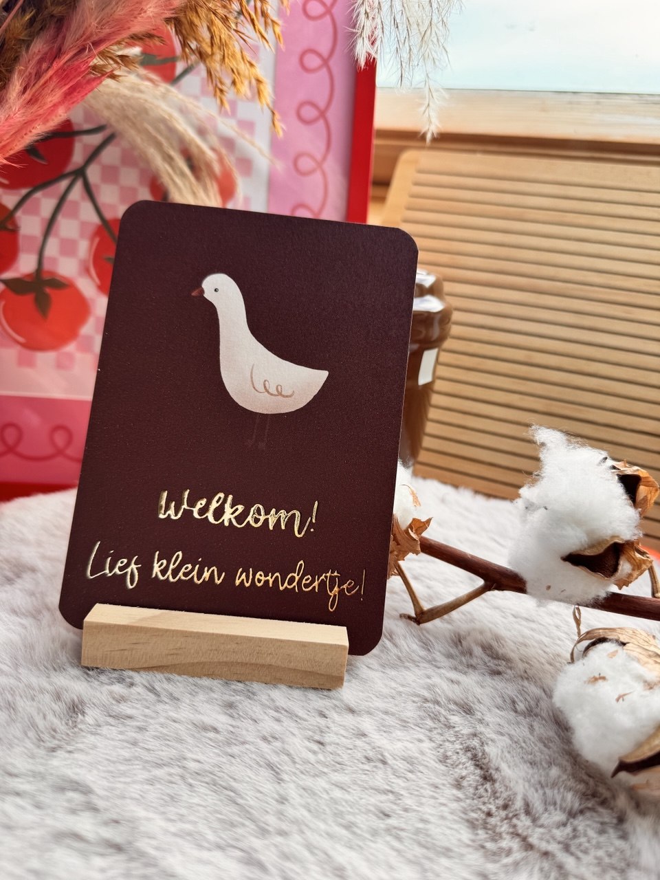 Kaart, ronde hoeken + envelop || Welkom! Lief klein wondertje! (goudfolie, gansje)