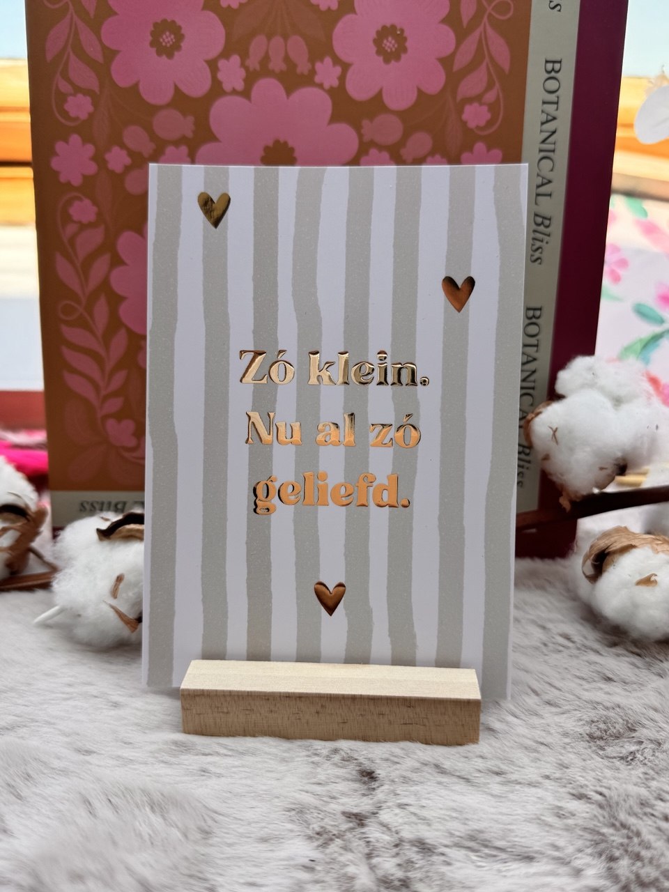 Kaart met goudfolie + kraft envelop || Zo klein, nu al zo geliefd